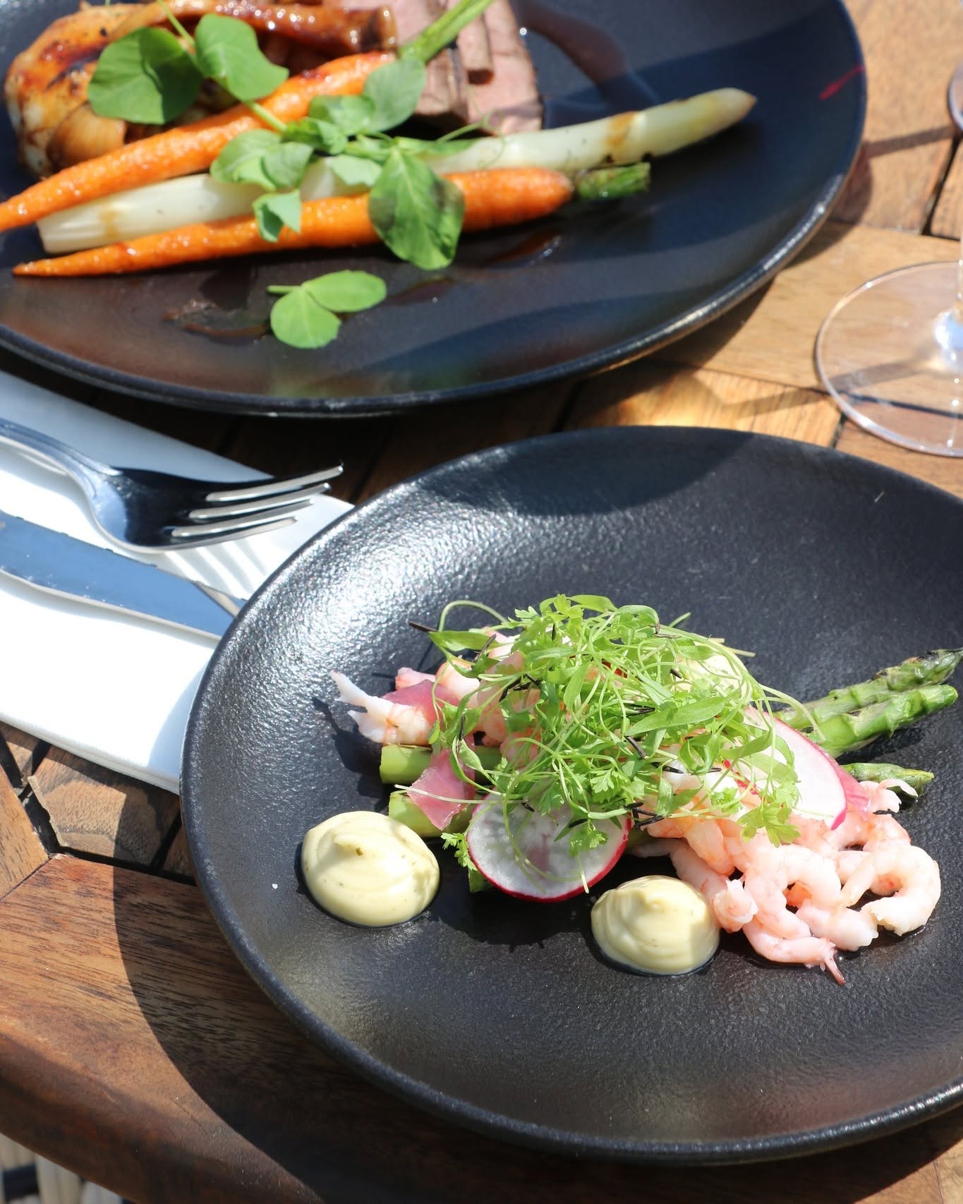 Sankt Hans menu med 2 retter til 250 kr. hos Havrum restaurant ved Egå Marina nær Aarhus